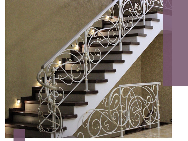 Кованые лестницы под ключ в Черкесске — изготовление и монтаж