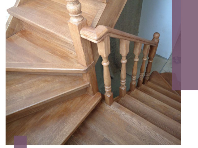 Дубовые лестницы под ключ в Черкесске: изготовление и монтаж