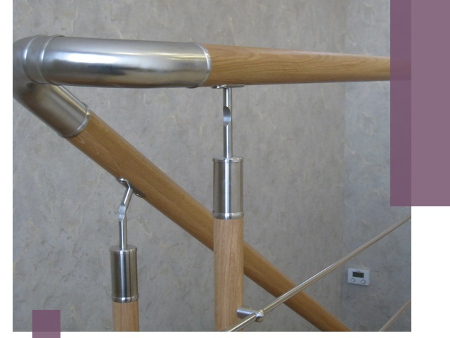 Комбинированные перила на заказ в Черкесске — монтаж и производство