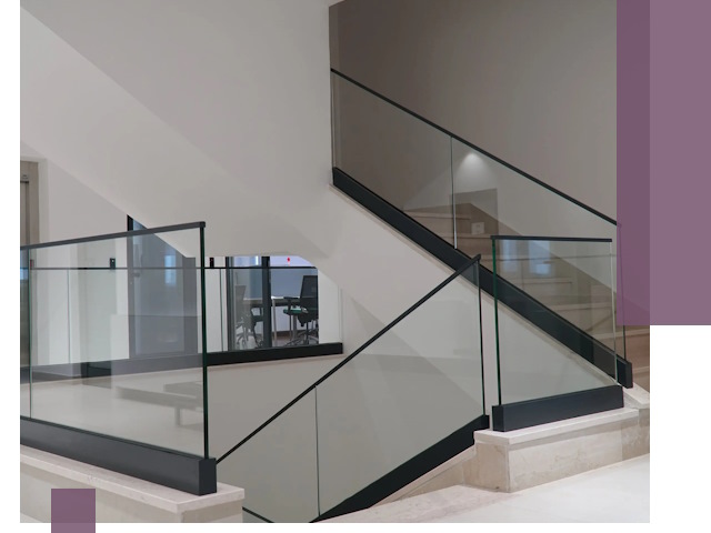 Стеклянные перила премиум-класса с установкой в Черкесске