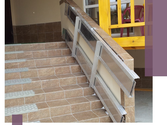 Откидные пандусы под ключ в Черкесске — монтаж и демонтаж