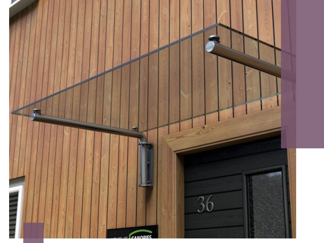 Стеклянные козырьки на входы и фасады в Черкесске